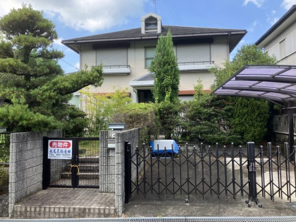 売家 伊賀市桐ケ丘 ミサワホームの建物 (別荘として使用中)《価額変更》 売家 伊賀市桐ケ丘 ミサワホームの建物 (別荘として使用中)《価額変更》
