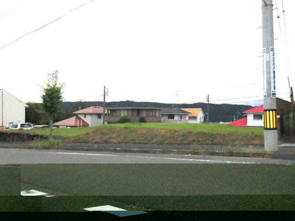 売地 百合が丘東1番町(2区画続き)バス通り 店舗可。 売地 百合が丘東1番町(2区画続き)バス通り 店舗可。